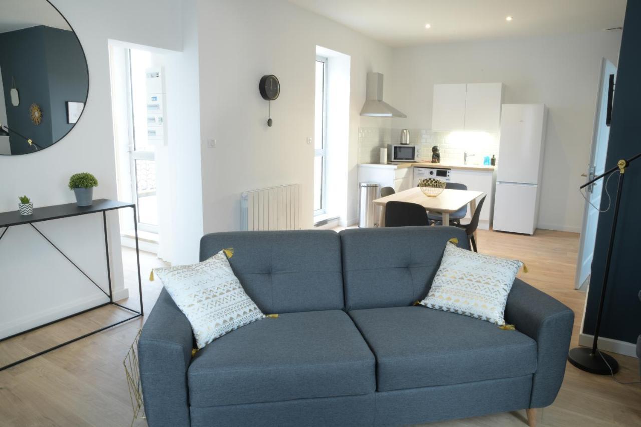 T2 De 55M2 Avec Toit Terrasse, Hyper Centre, Wifi, Draps, Savons Et Serviettes Fournis Cognac Camera foto