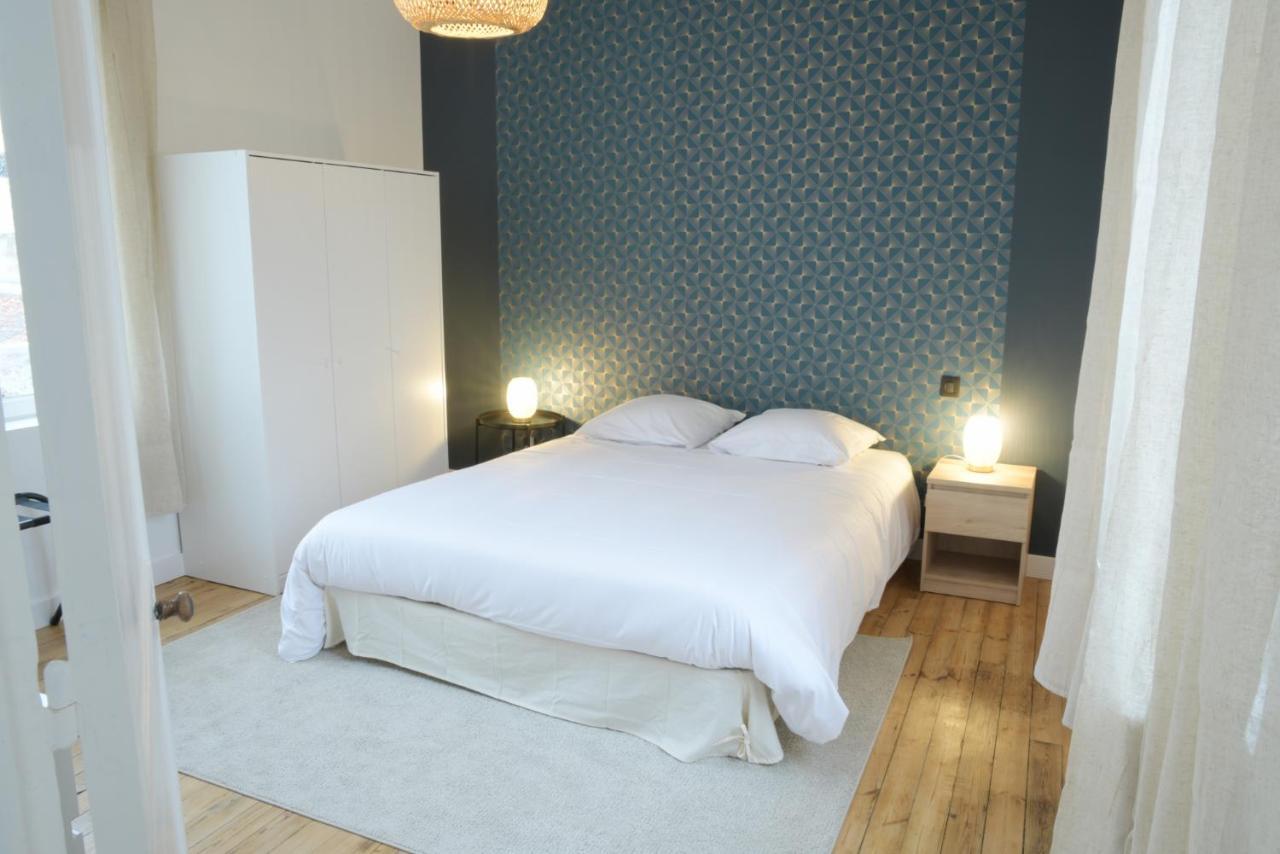 T2 De 55M2 Avec Toit Terrasse, Hyper Centre, Wifi, Draps, Savons Et Serviettes Fournis Cognac Esterno foto
